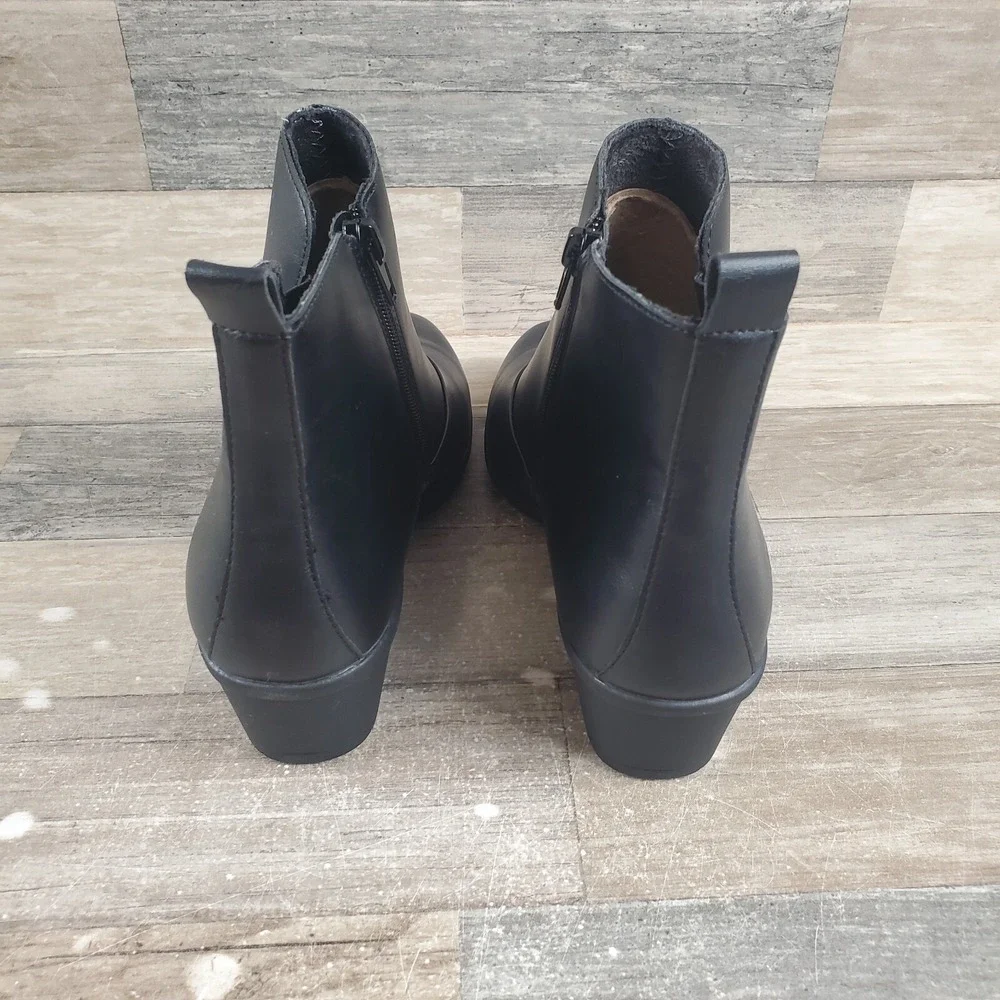Jambu worn 1x